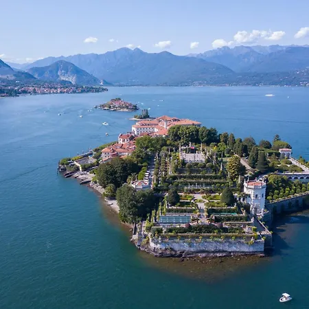 Gaya Center - Happy Stresa