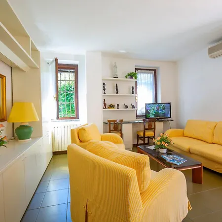 Gaya Center - Happy Apartment *